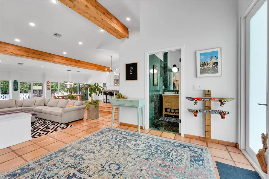 2739 Oak Tree Ln, Fort Lauderdale, FL 33309 - Image #3