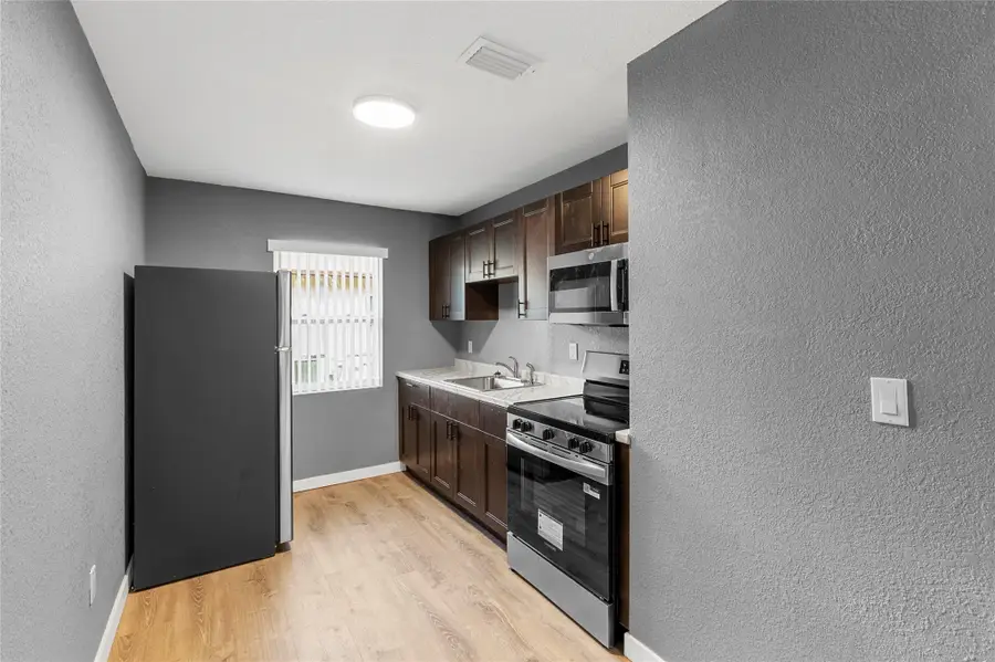 225 NW 12th Ct, Pompano Beach, FL 33060 - Image #3