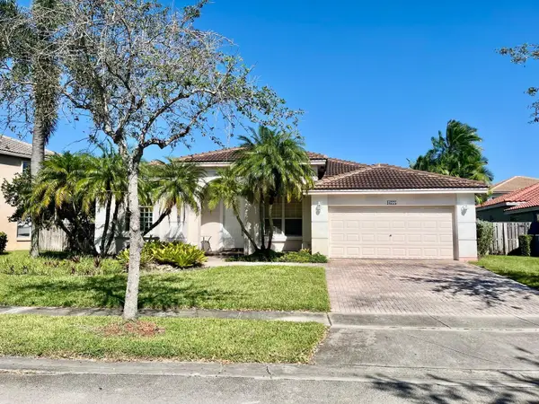16775 NW 8th St, Pembroke Pines, FL 33028