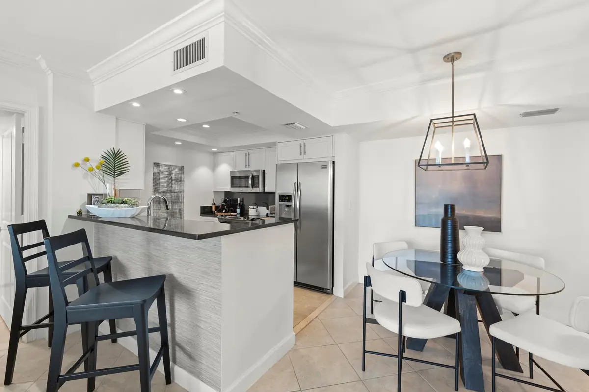 99 SE Mizner Boulevard #403, Boca Raton, FL 33432 - Image #1