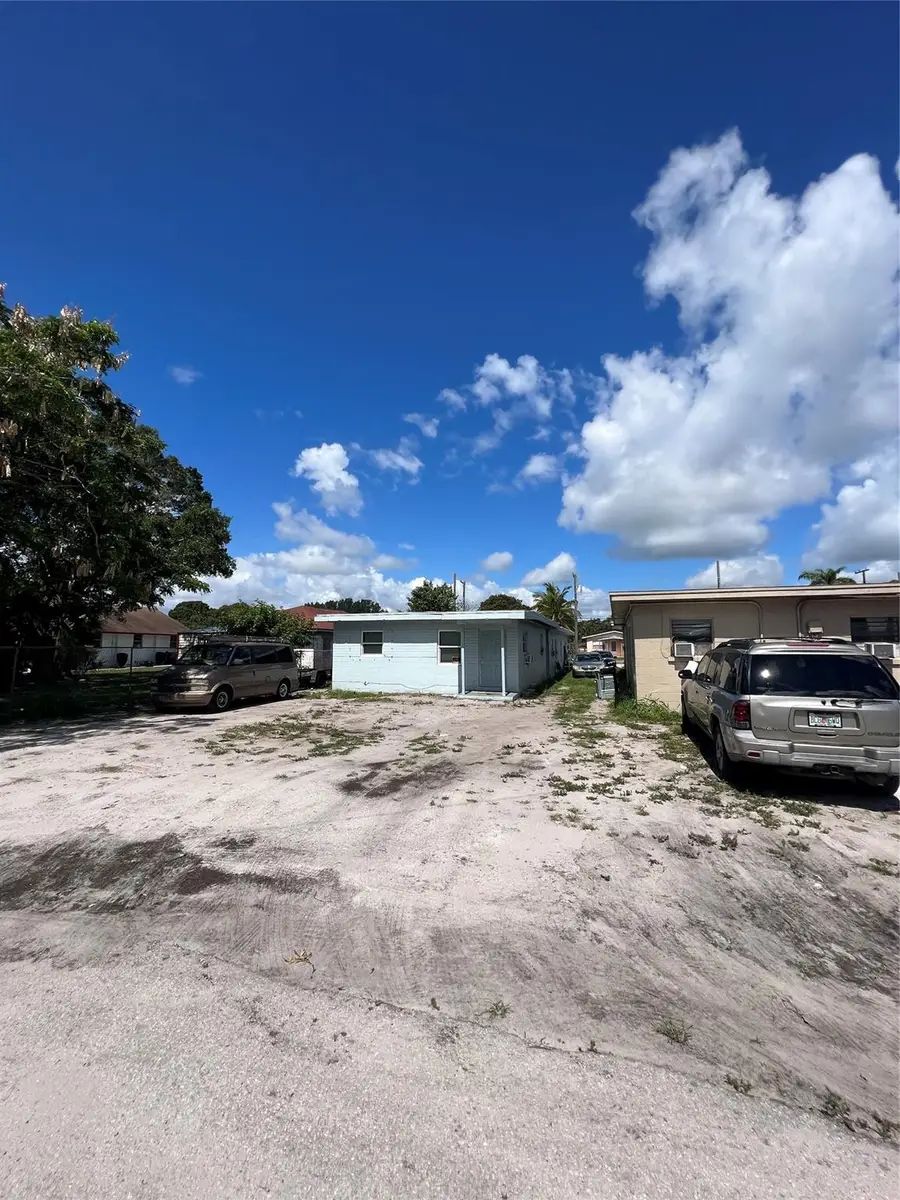 808 N 17th Street, Fort Pierce, FL 34950 - Image #2