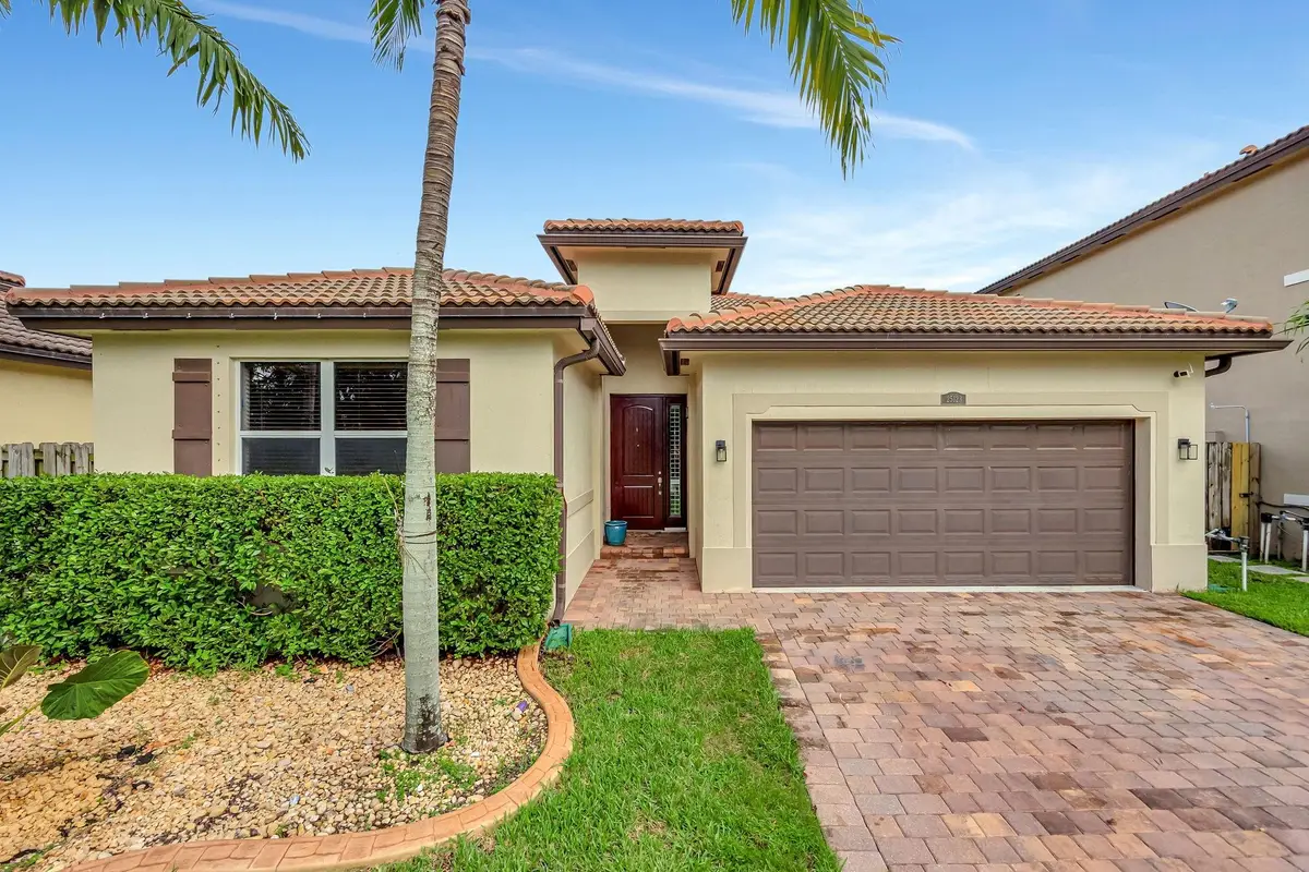 25123 SW 118th Pl, Homestead, FL 33032 - Image #1