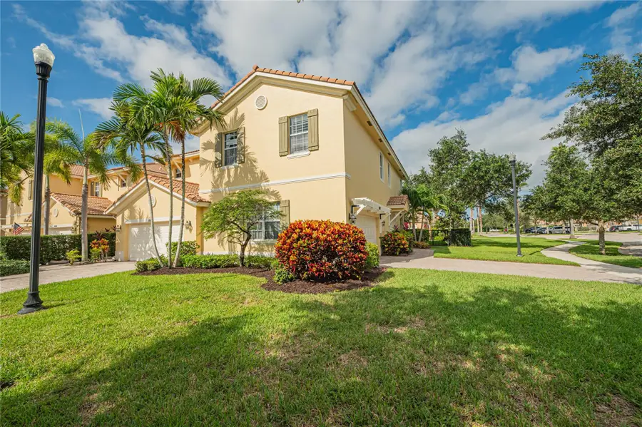 4652 Cadiz Cir, Palm Beach Gardens, FL 33418 - Image #3