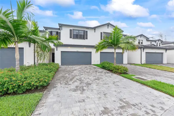 4965 Oakmont Drive, Dania Beach, FL 33312