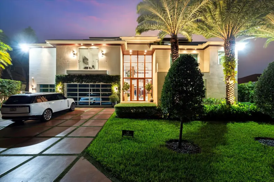 14 N Isla Bahia Dr, Fort Lauderdale, FL 33316 - Image #3