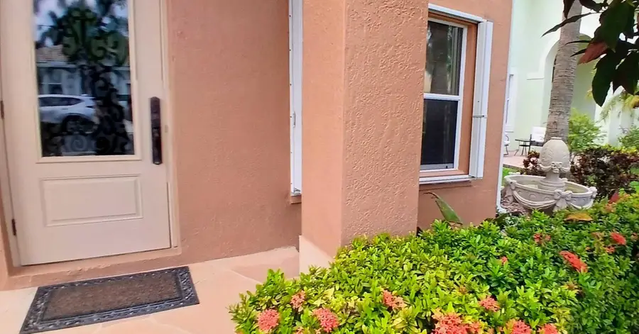 1124 Rialto Dr, Boynton Beach, FL 33436 - Image #3