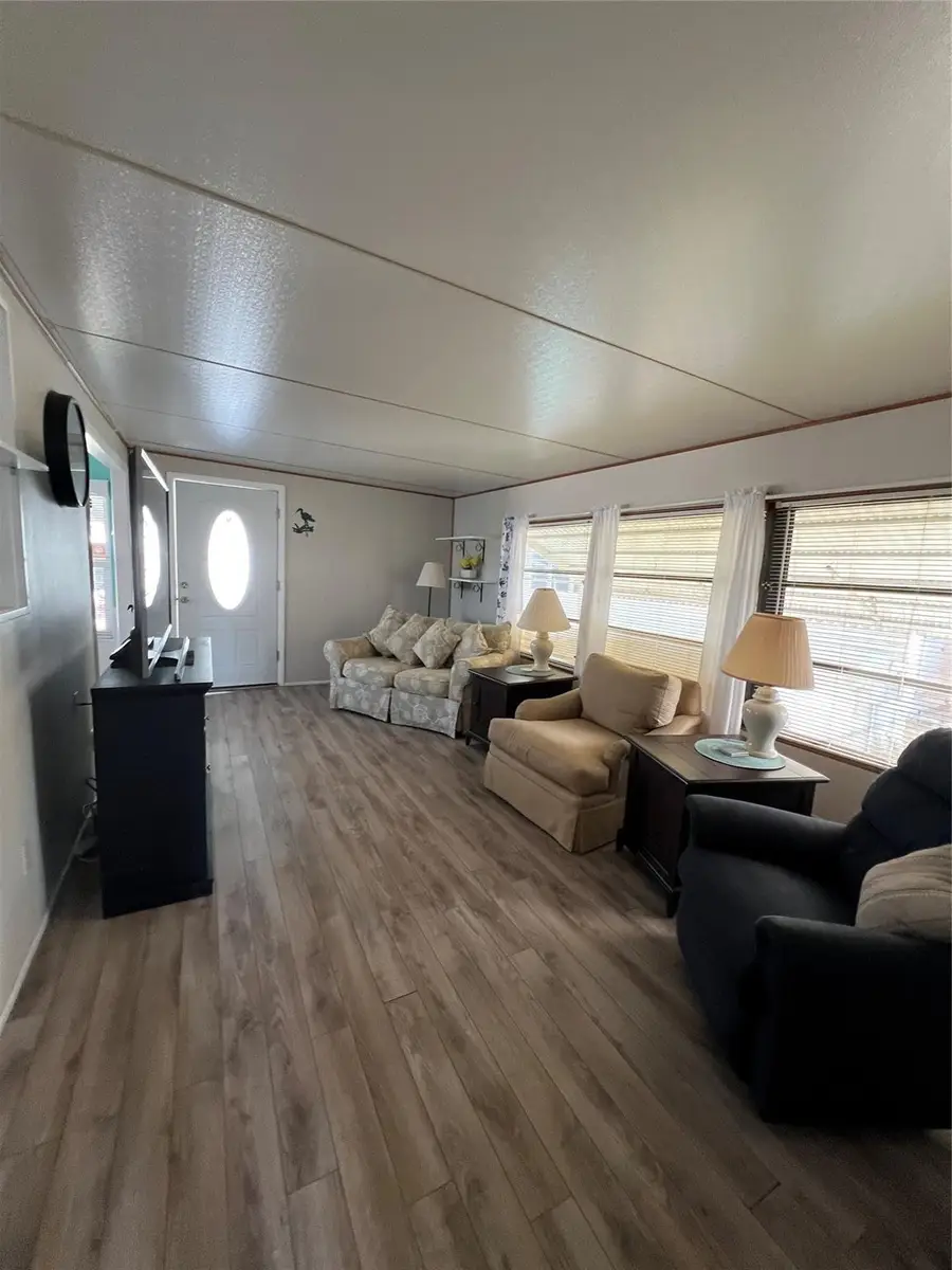 6614 SE 54th Ln, Okeechobee, FL 34974 - Image #2