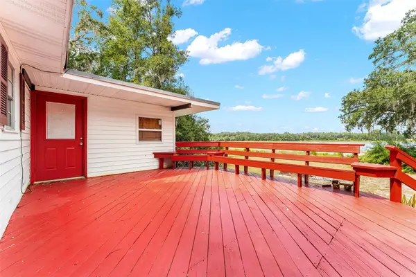 140 Morris Lake Drive, Hawthorne, FL 32640