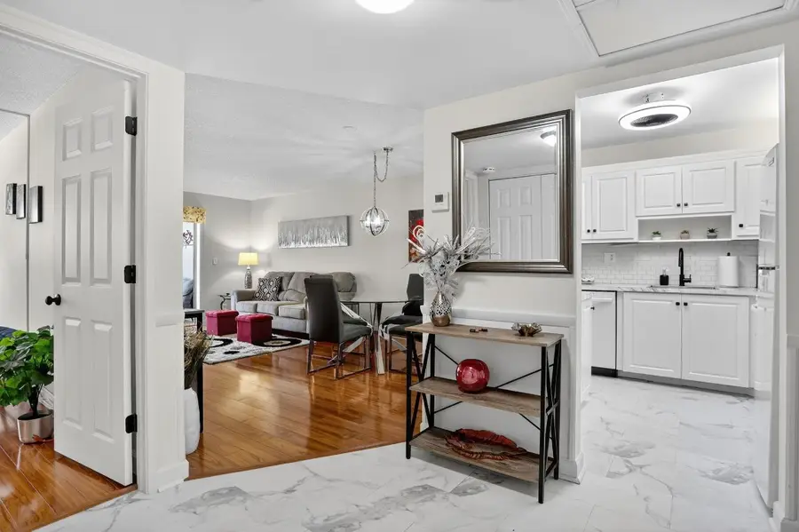 5640 SW 3rd Place #208, Margate, FL 33068 - Image #2