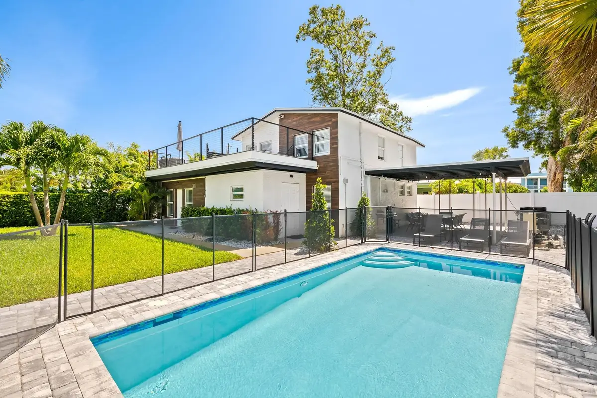 311 SE 3rd Ave, Delray Beach, FL 33483 - Image #1