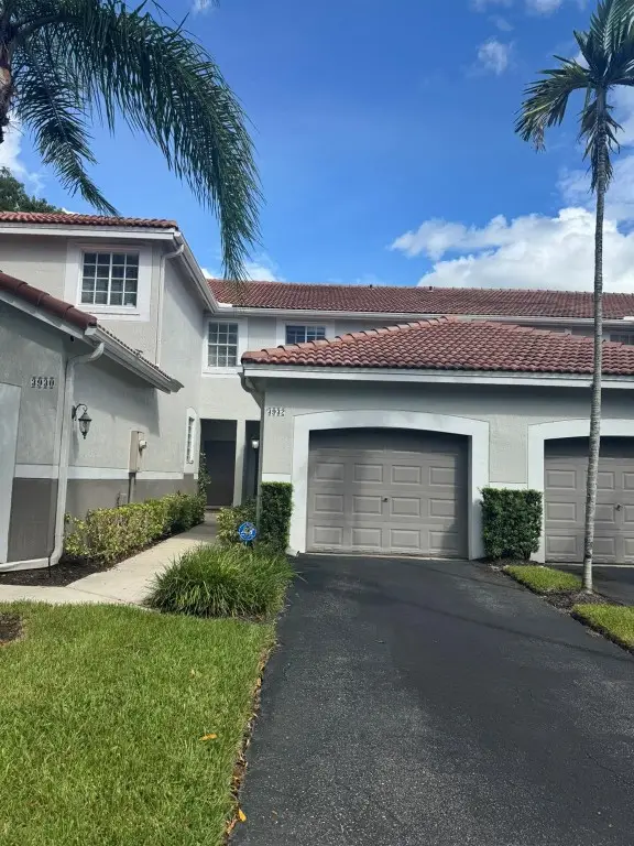 3932 San Simeon Lane #3932, Weston, FL 33331 - Image #2