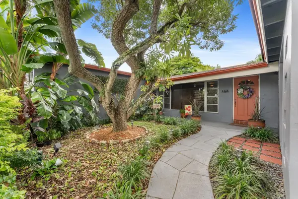 1428 E River Dr, Margate, FL 33063