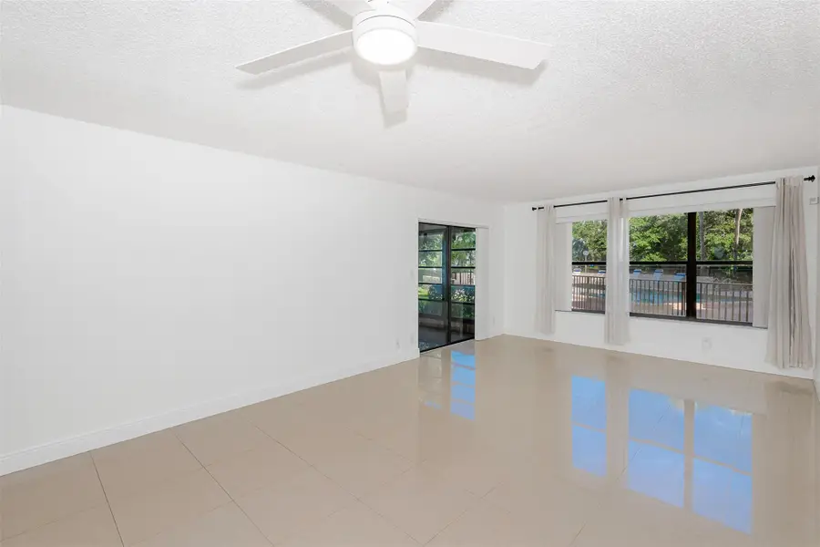 2307 S Cypress Bend Dr #108A, Pompano Beach, FL 33069 - Image #3