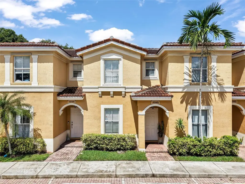 3046 SW 129th Terrace #116, Miramar, FL 33027 - Image #1