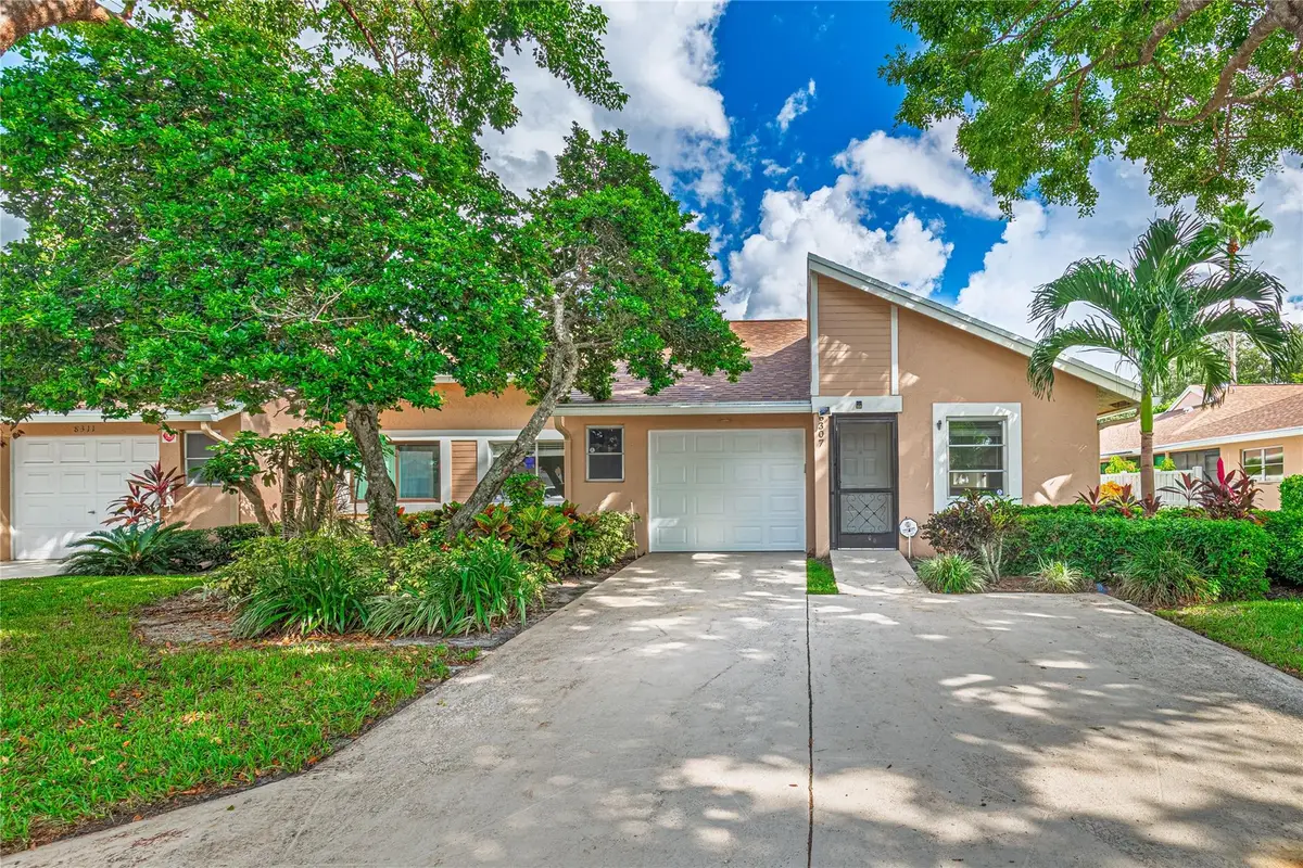 8307 Summerbreeze Ln, Boca Raton, FL 33496 - Image #1