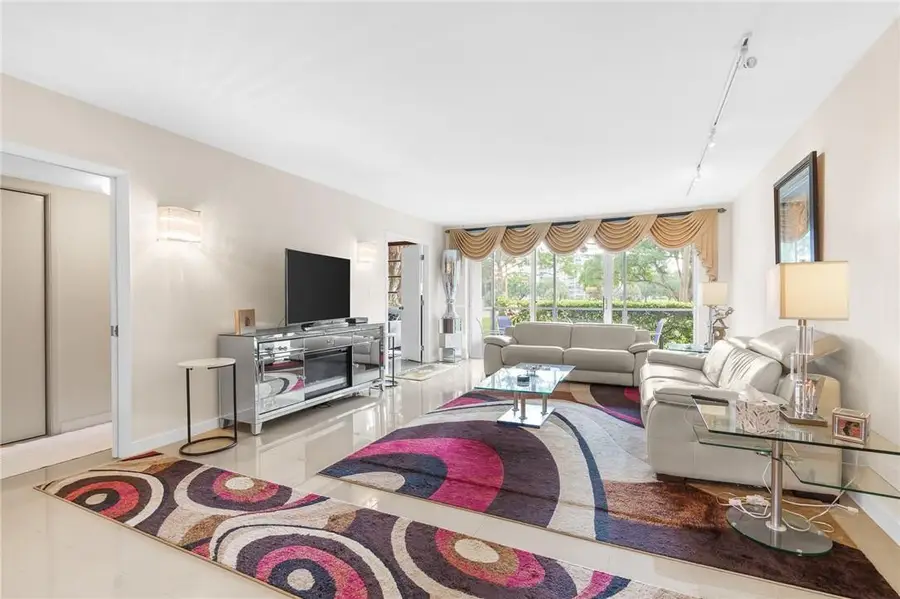 3800 Oaks Clubhouse Drive #110, Pompano Beach, FL 33069 - Image #2