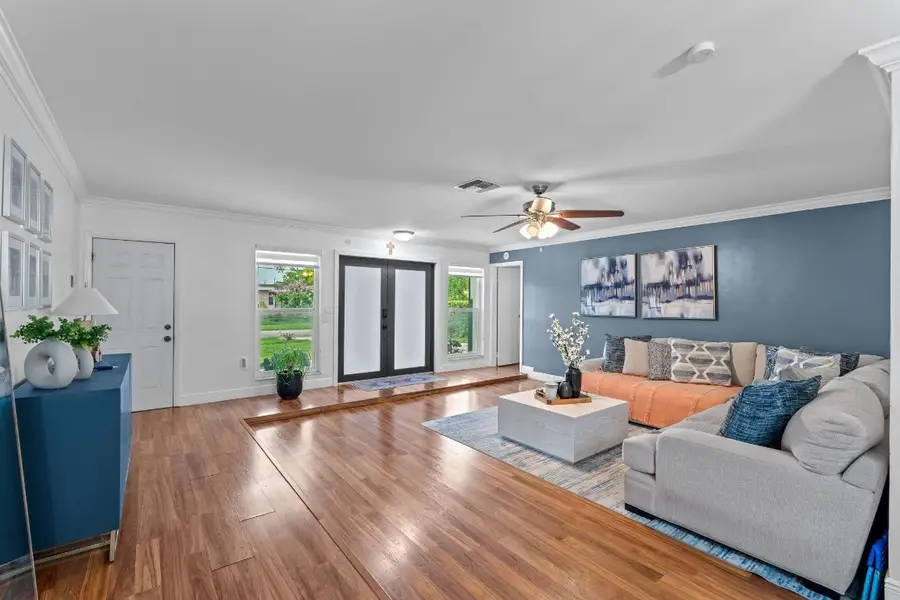 8380 NW 26th Place, Sunrise, FL 33322 - Image #3