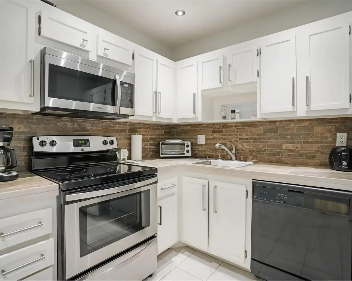 4751 NW 21st St #604, Lauderhill, FL 33313 - Image #1