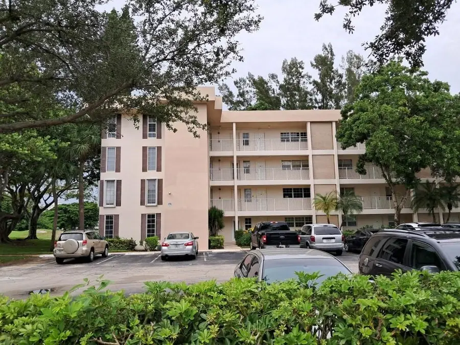 3051 S Palm Aire Drive #110, Pompano Beach, FL 33069 - Image #2