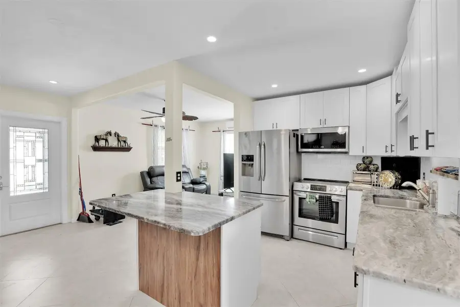 5221 NE 16th Avenue, Pompano Beach, FL 33064 - Image #2