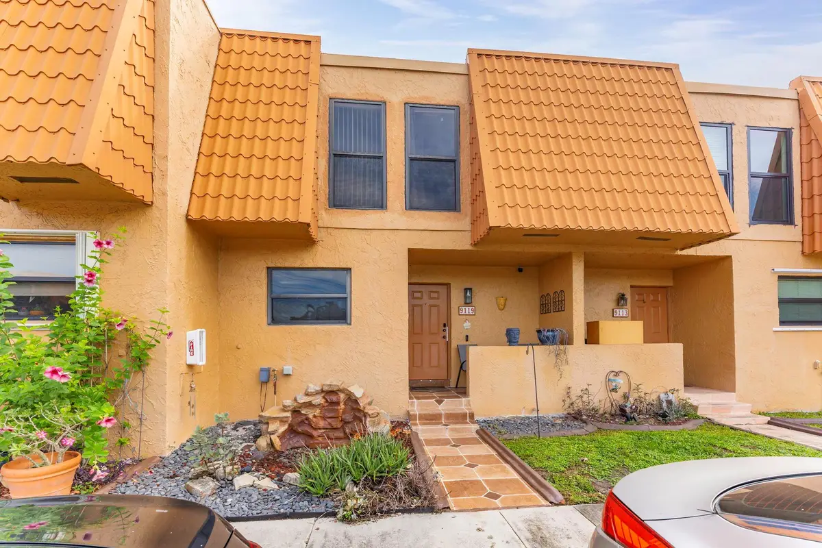 9119 Limetree Ln #169, Pembroke Pines, FL 33024 - Image #1