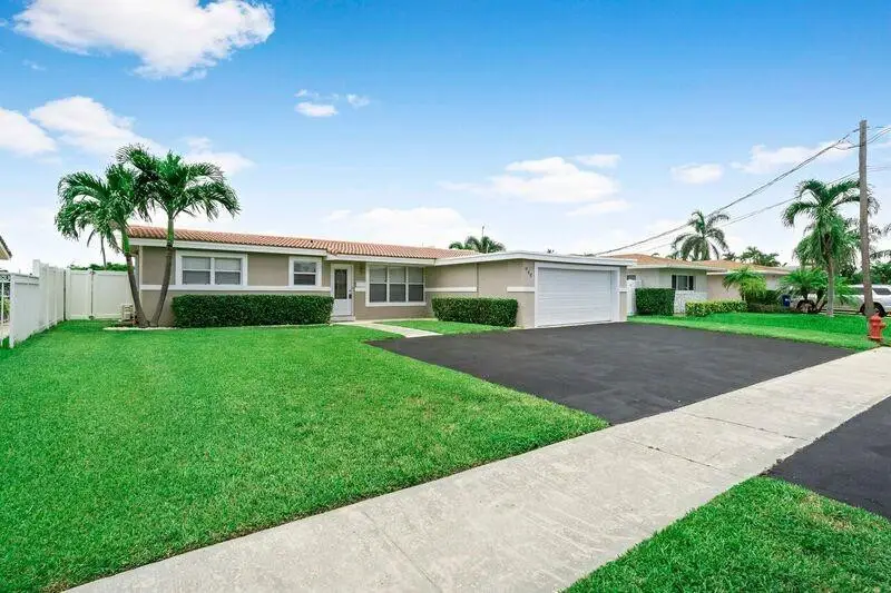 949 SE 10th Court, Pompano Beach, FL 33060 - Image #3