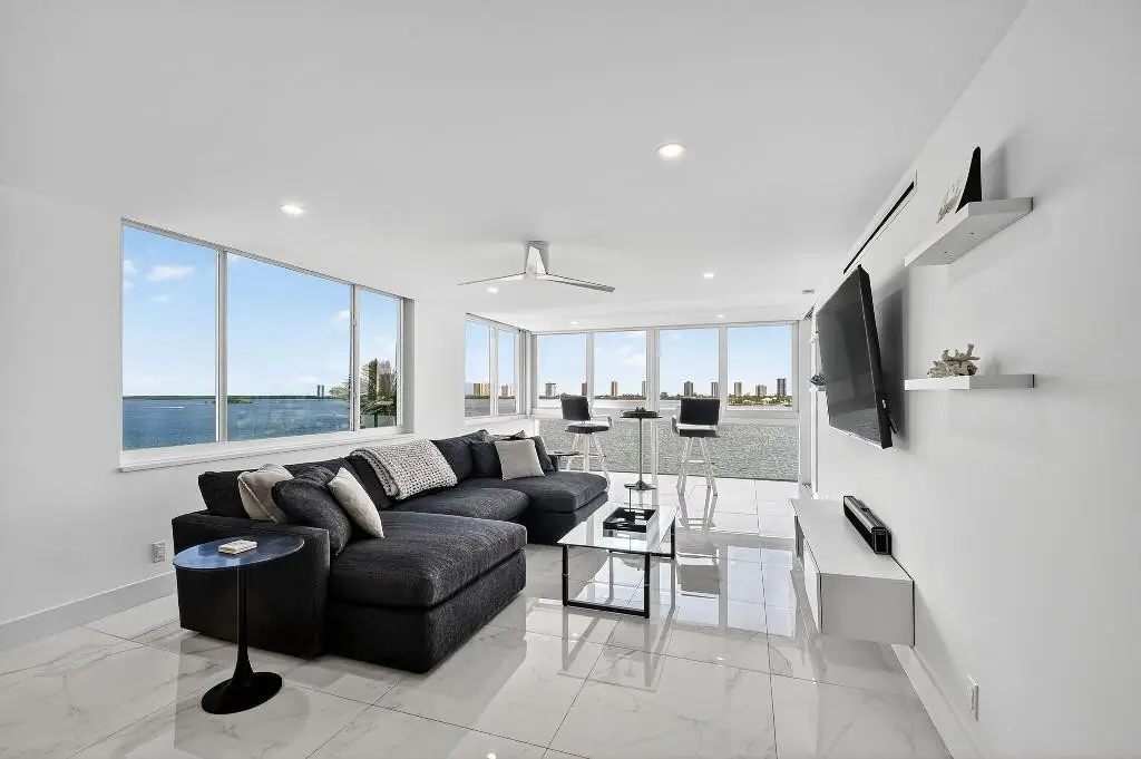 301 Lake Shore Drive #801, West Palm Beach, FL 33403 - Image #1