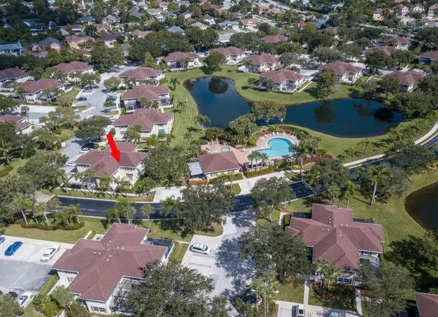 16 Amherst Ct #C, Royal Palm Beach, FL 33411 - Image #2