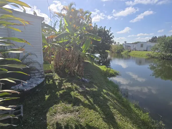 5300 SW 32 Street, Davie, FL 33314