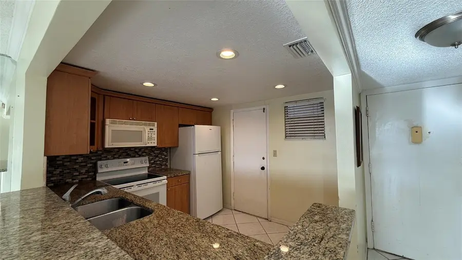 406 NW 68th Avenue #310, Plantation, FL 33317 - Image #3