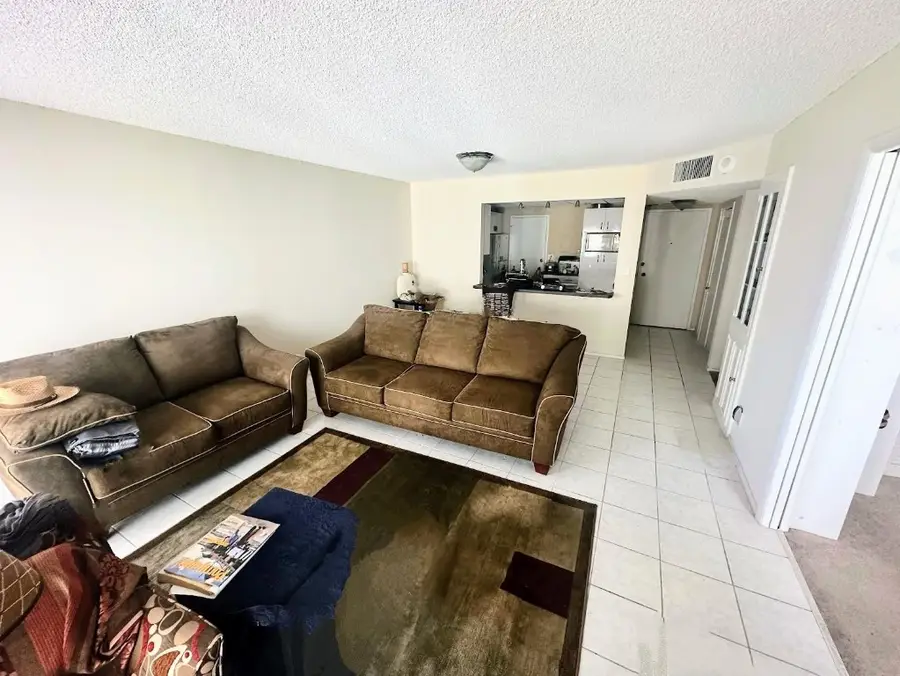 111 N Pompano Beach Boulevard #605, Pompano Beach, FL 33062 - #3