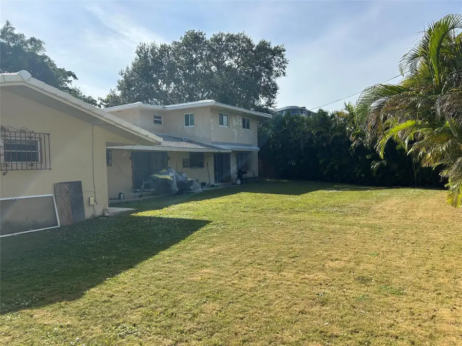 525 NE 58th St, Miami, FL 33137 - Image #3