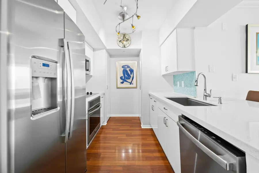 347 N New River Dr E #2102, Fort Lauderdale, FL 33301 - Image #2