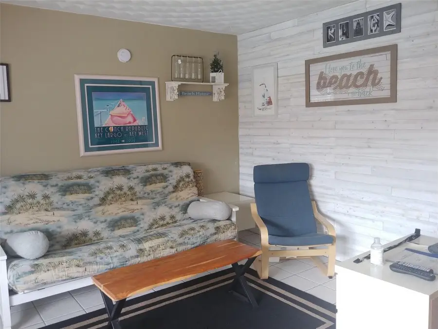 120 NE 20th Avenue #3, Deerfield Beach, FL 33441 - Image #3