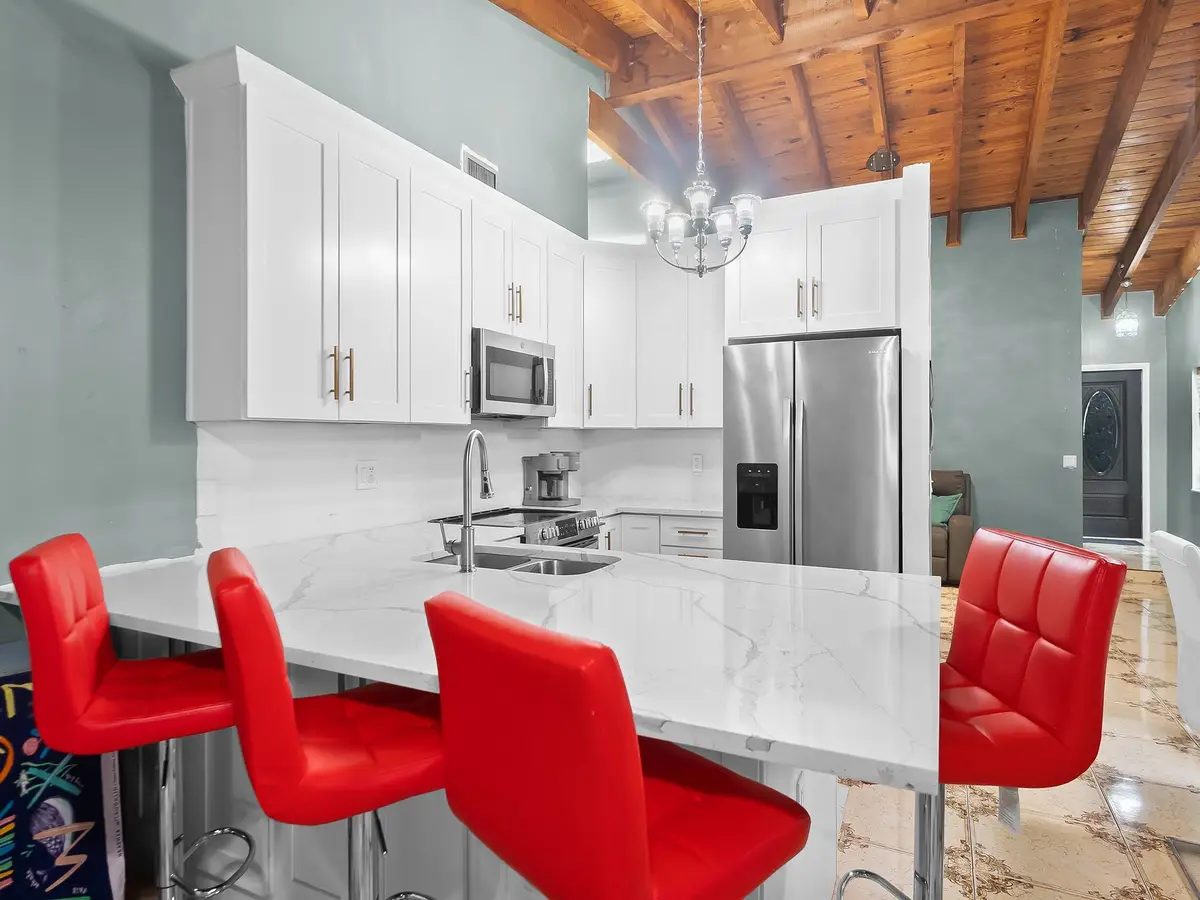 6314 NW 29th Ct, Sunrise, FL 33313 - Image #1