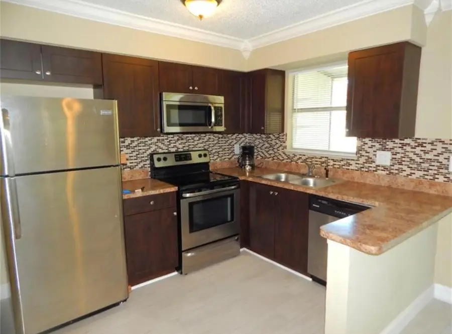 1100 SE 4th Avenue #27, Deerfield Beach, FL 33441 - Image #3