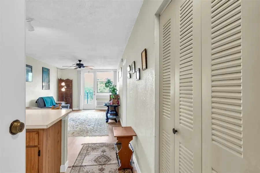 2701 Riverside Drive #305-B, Coral Springs, FL 33065 - Image #3