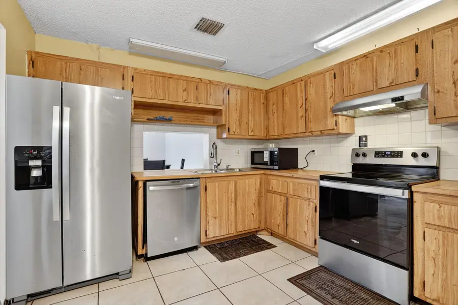 1343 Sussex Dr, North Lauderdale, FL 33068 - Image #2