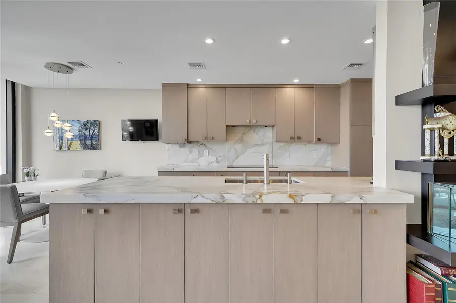 1300 S Ocean Blvd #PH5, Pompano Beach, FL 33062 - Image #3