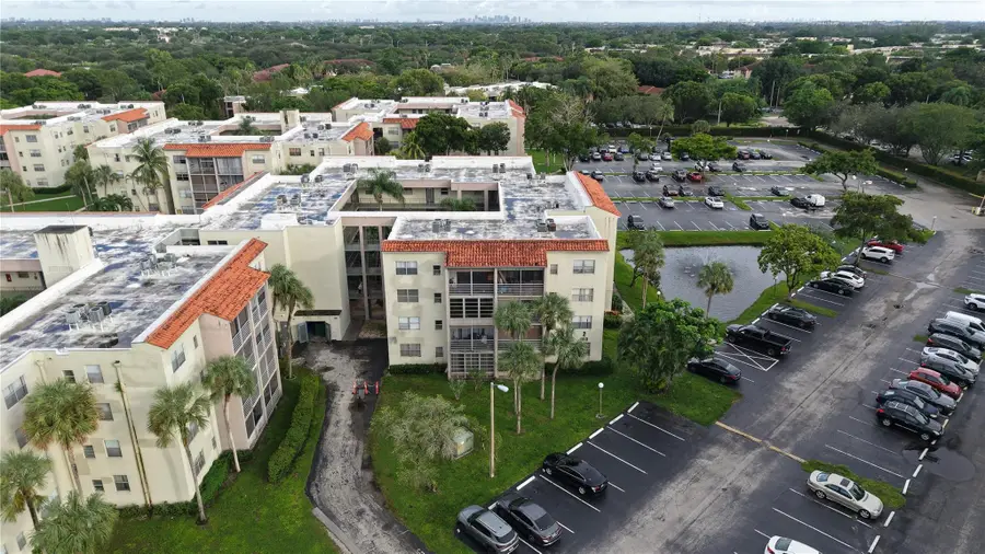 1810 N Lauderdale Ave #2100, North Lauderdale, FL 33068 - Image #2