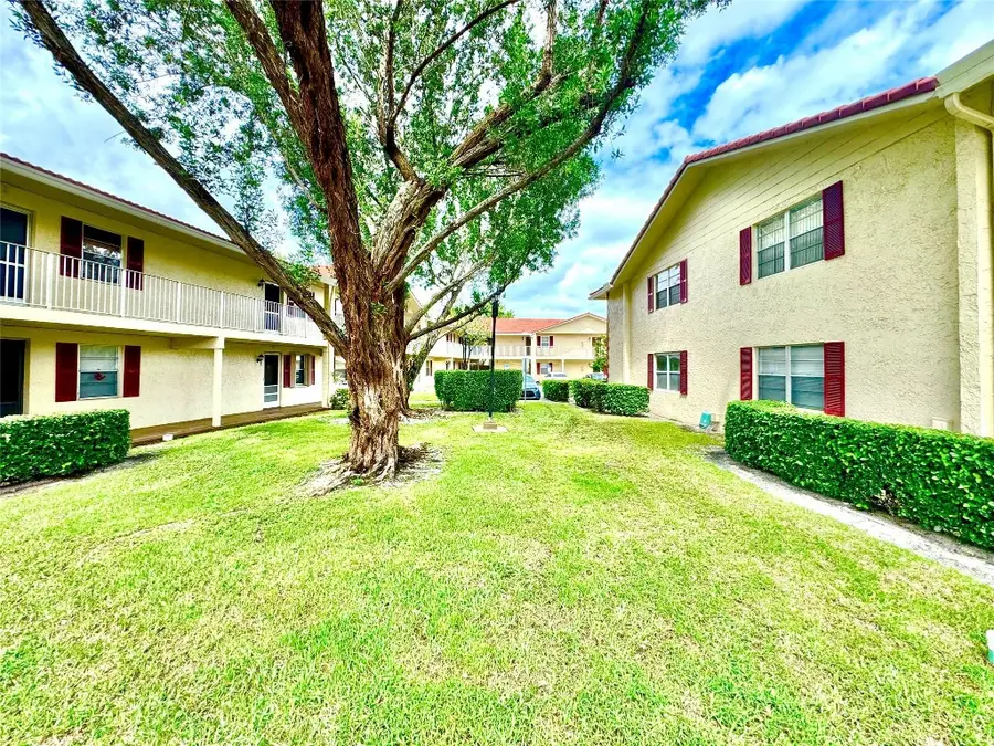3590 N University Drive #V-6, Coral Springs, FL 33065 - Image #2