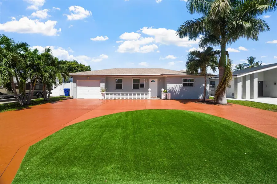 6613 Dahlia Dr, Miramar, FL 33023 - Image #2