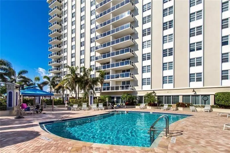 336 N Birch Rd #3E, Fort Lauderdale, FL 33304 - Image #2