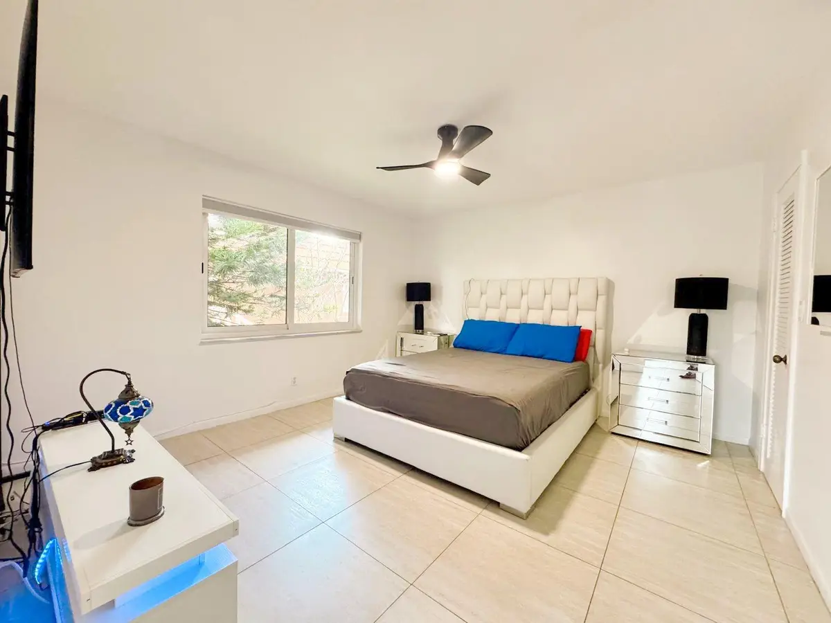 136 NE 19th Ct #216F, Wilton Manors, FL 33305 - Image #1