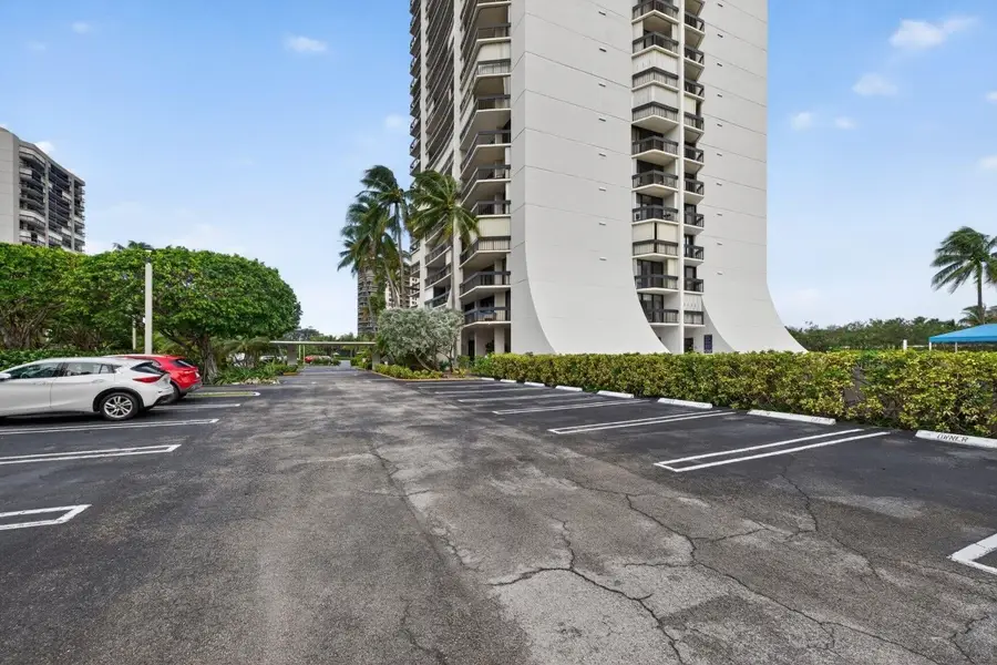 2400 Presidential Way #505, West Palm Beach, FL 33401 - Image #2