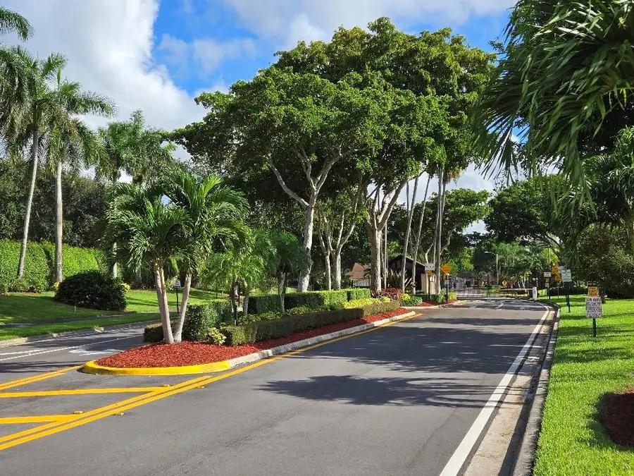 8223 Springlake Drive #8223, Boca Raton, FL 33496 - Image #2