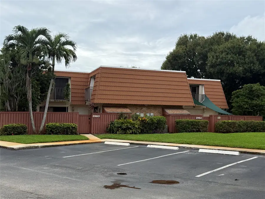 2962 Waterford Dr #2962, Deerfield Beach, FL 33442 - Image #2