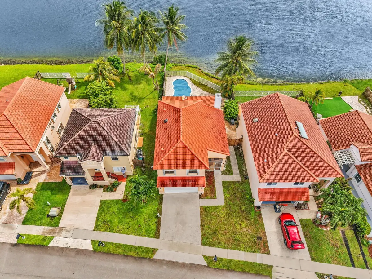 3218 W Buena Vista Dr, Margate, FL 33063 - Image #1