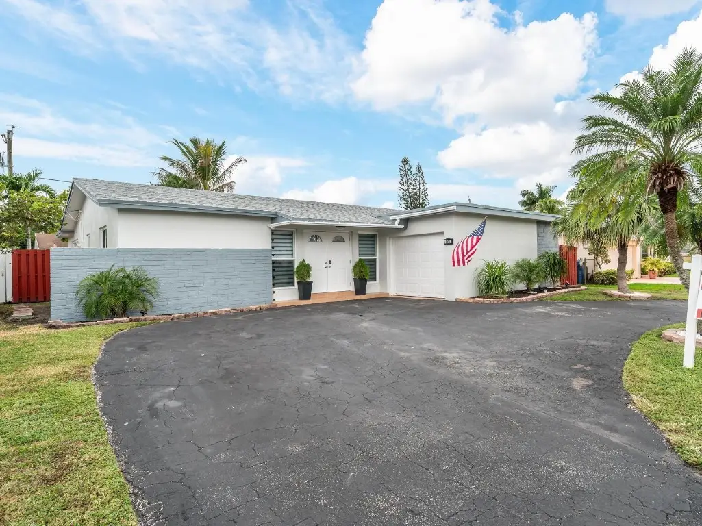 9511 NW 21st Manor, Sunrise, FL 33322 - Image #1