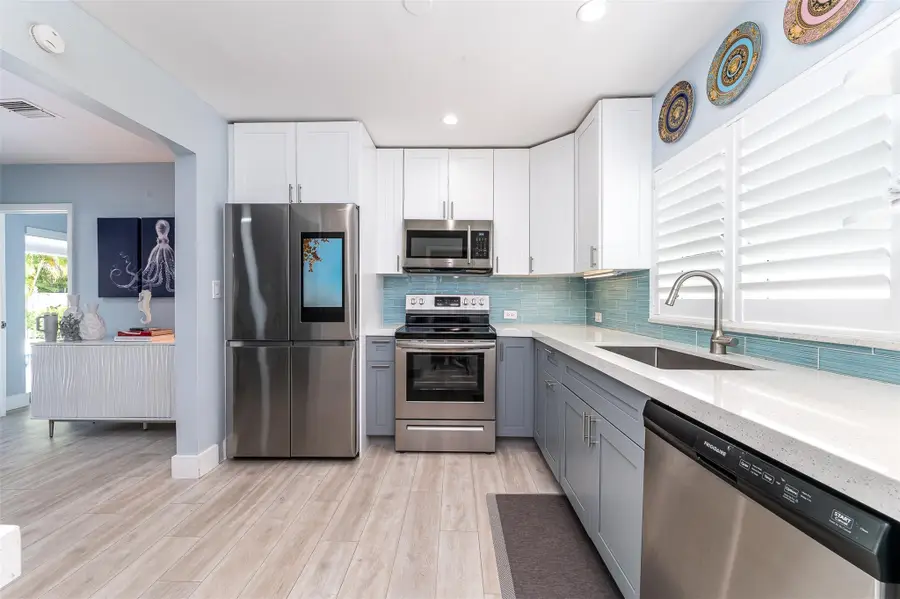 2219 SE 15th St, Pompano Beach, FL 33062 - Image #3